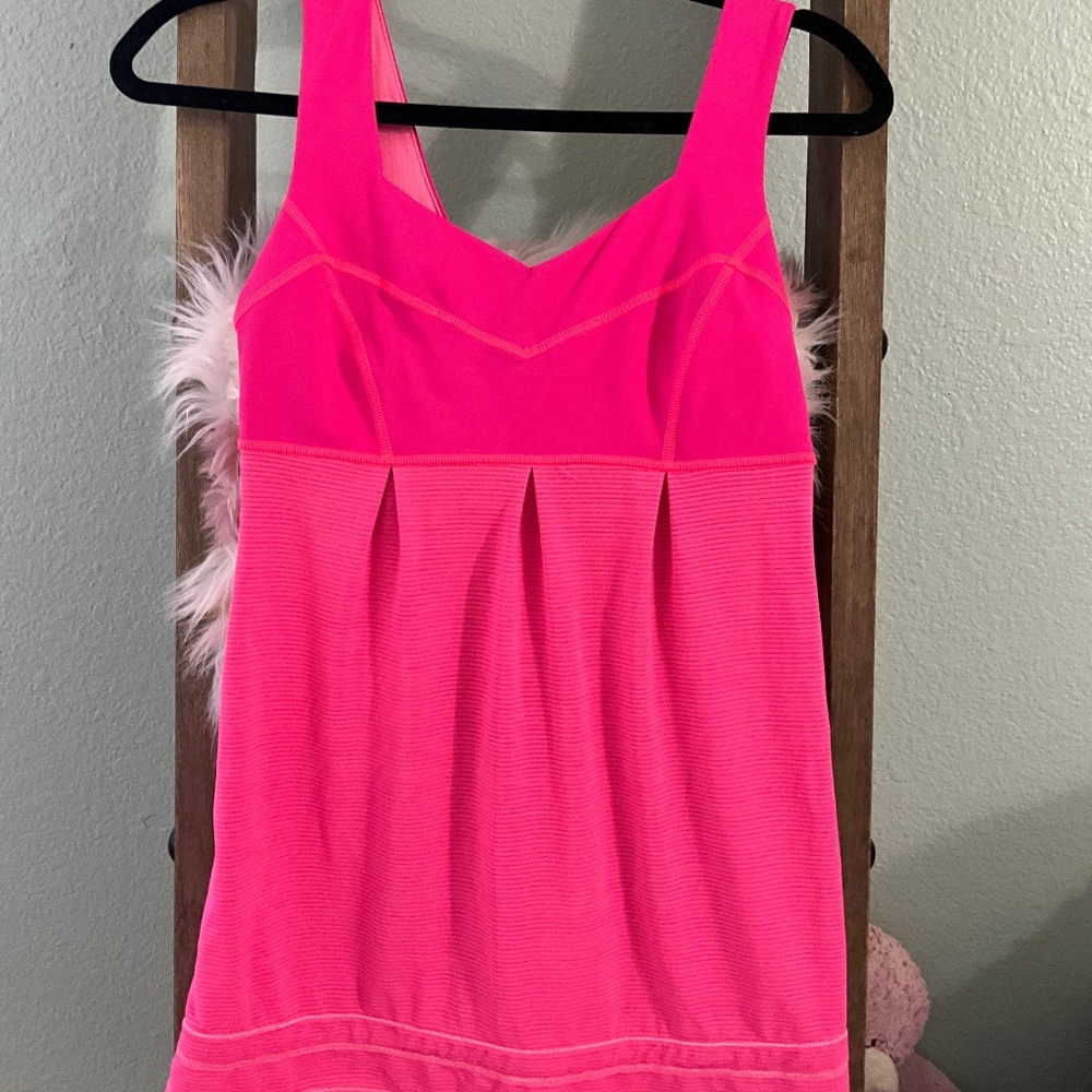 Lululemon Elevate Tank